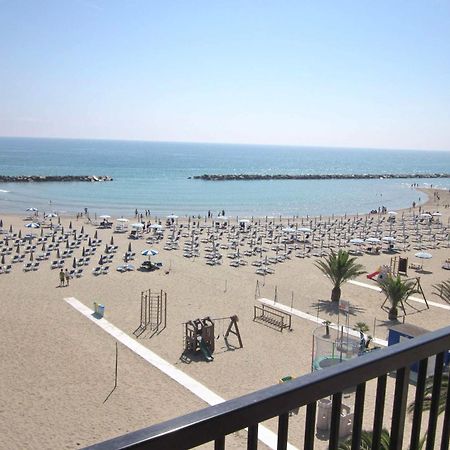 Tourist Residence San Benedetto del Tronto Exteriör bild