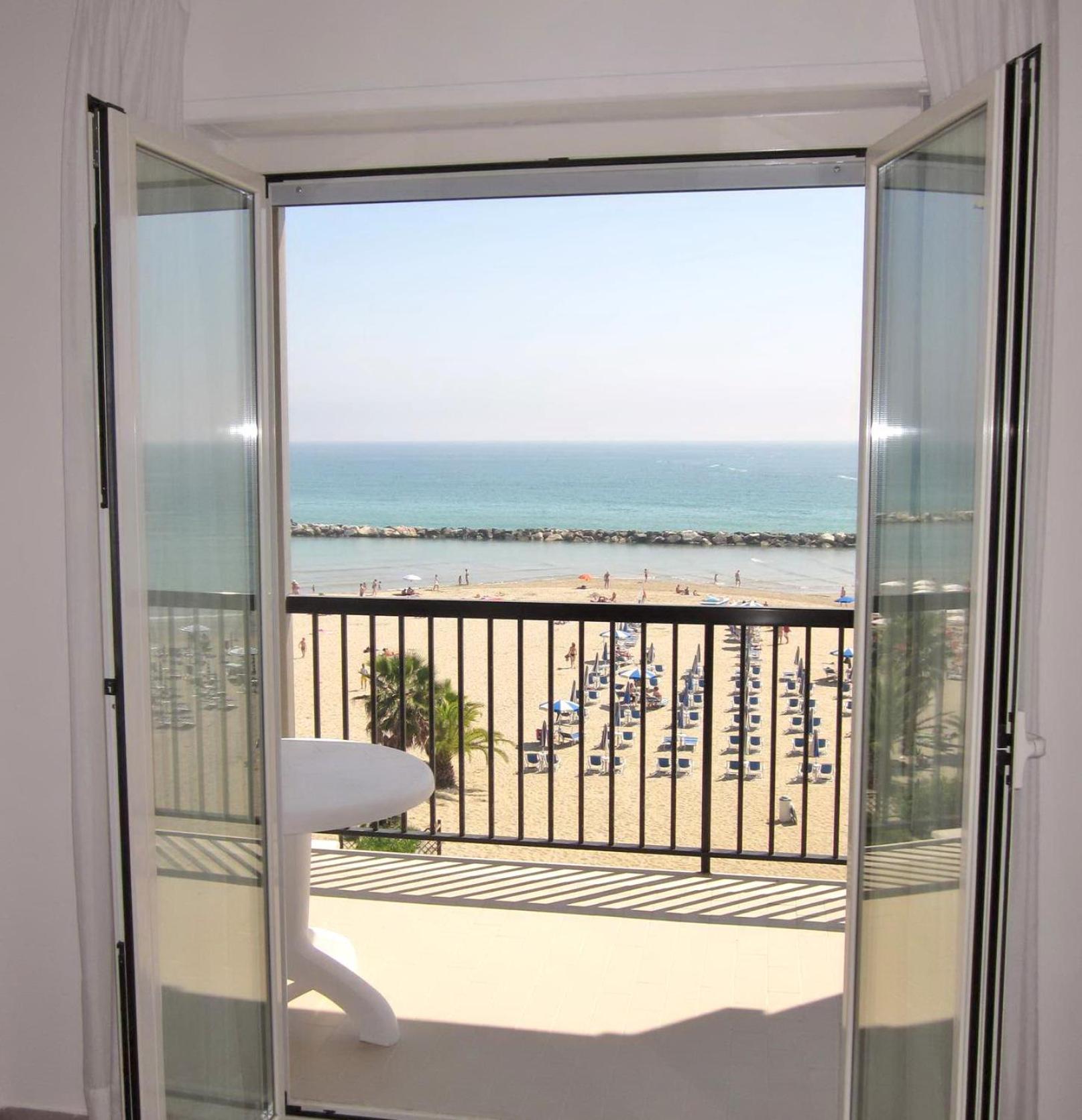 Tourist Residence San Benedetto del Tronto Rum bild