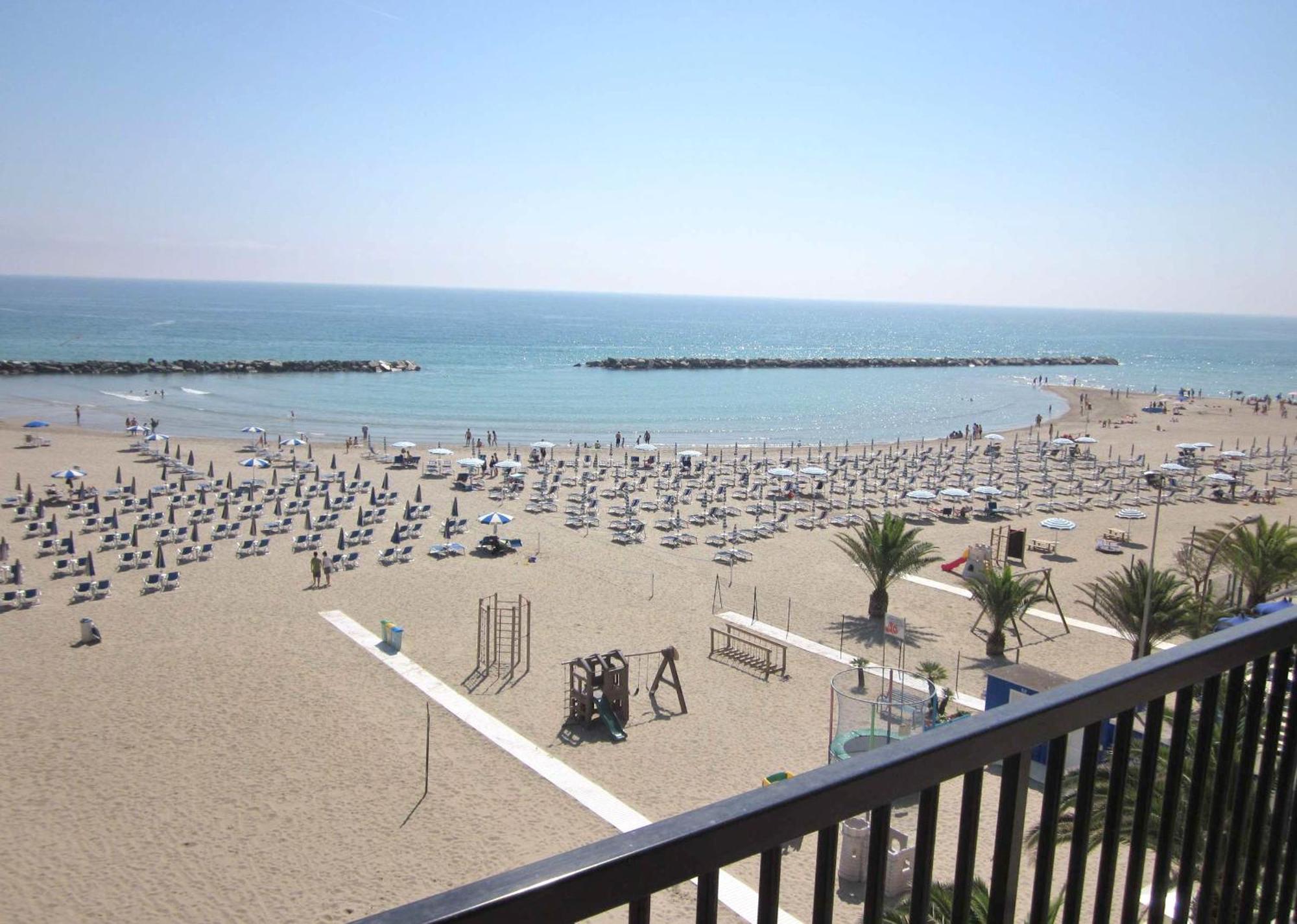 Tourist Residence San Benedetto del Tronto Exteriör bild